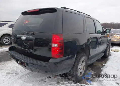 2007 Chevrolet Tahoe Ls z USA, uszkodzony, nr VIN 1GNFC13JX7R216012